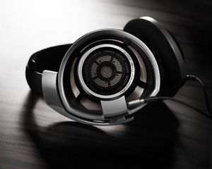 HD 800