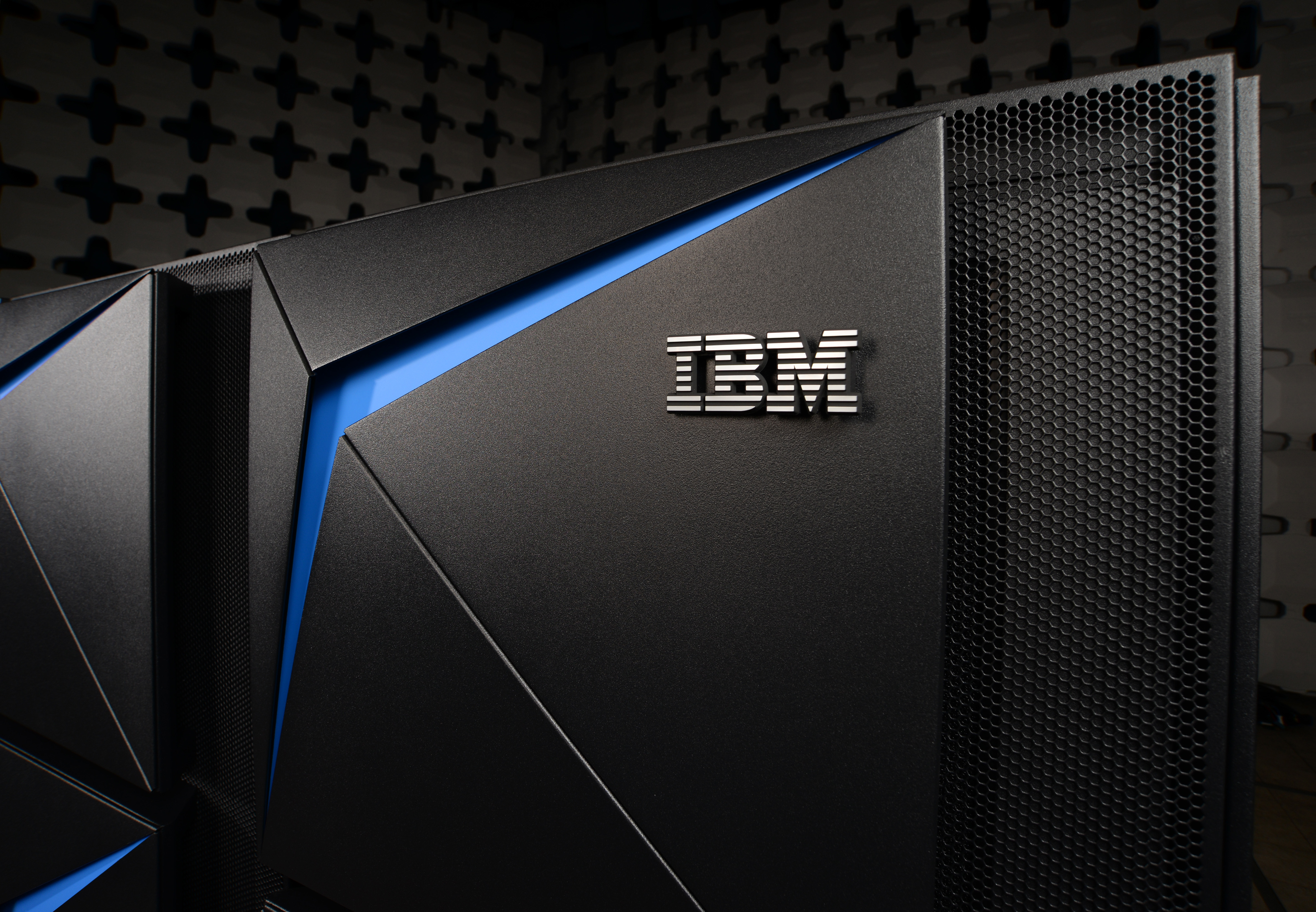 IBM z15 Mainframe