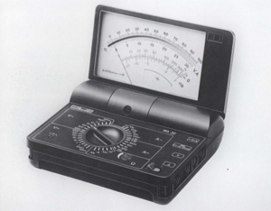 Analoges Klapp-Multimeter MA 3E