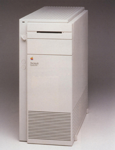 Apple Macintosh Quadra 900