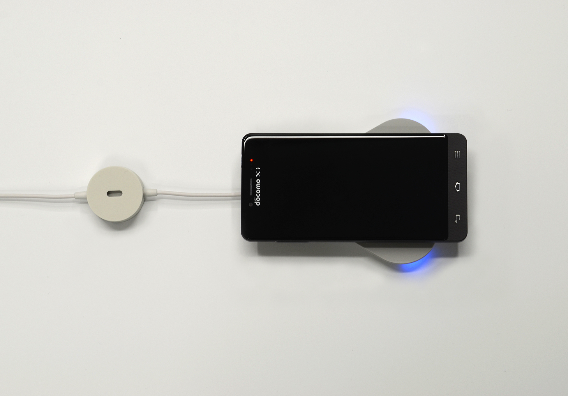 docomo Wireless Charger03