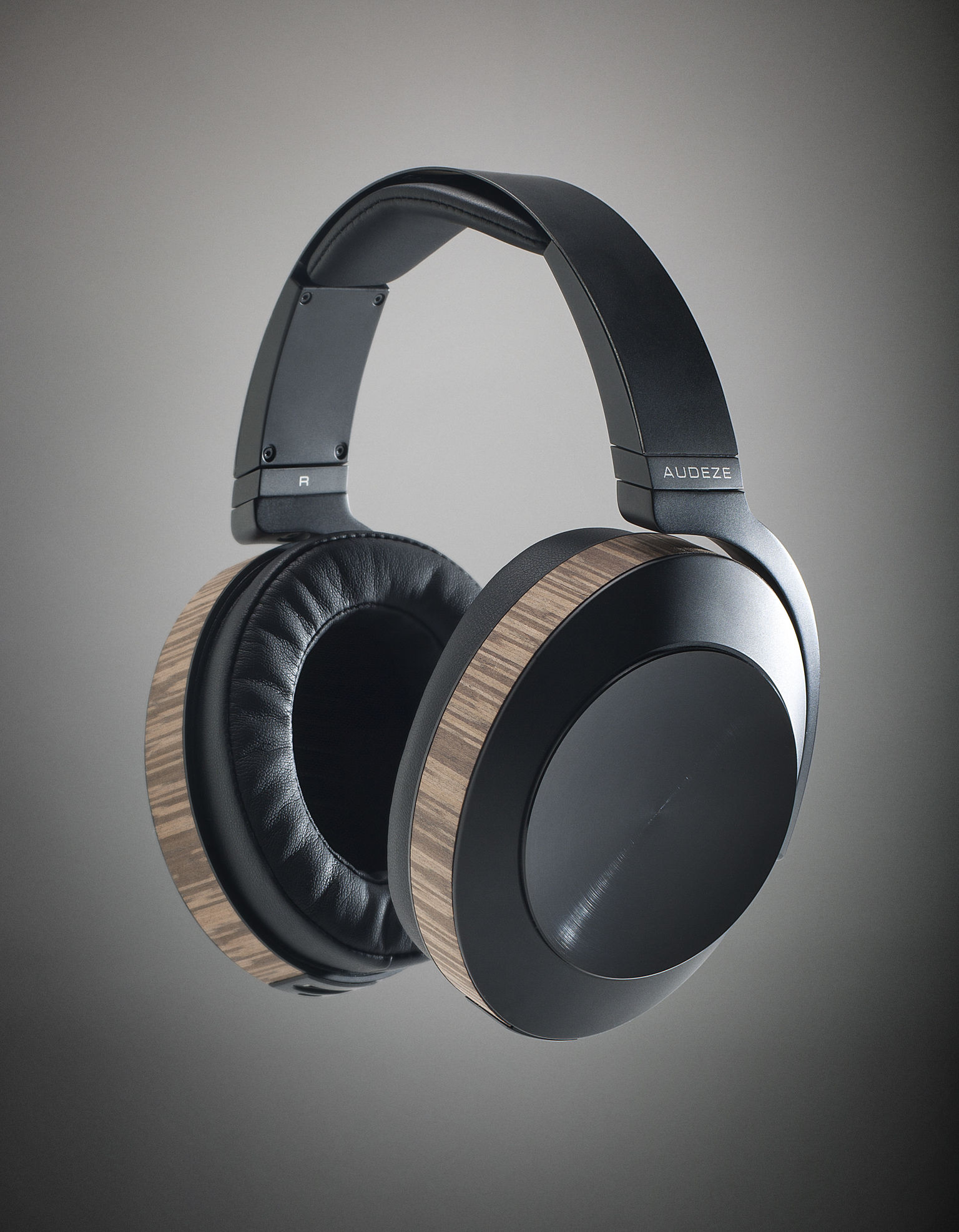 Audeze EL-8 headphones