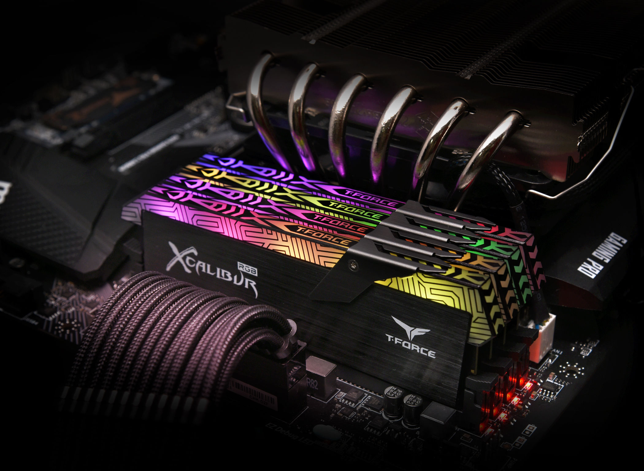 T-FORCE XCALIBUR RGB DDR4