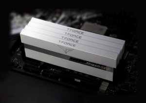 XTREEM ARGB DDR4 WHITE