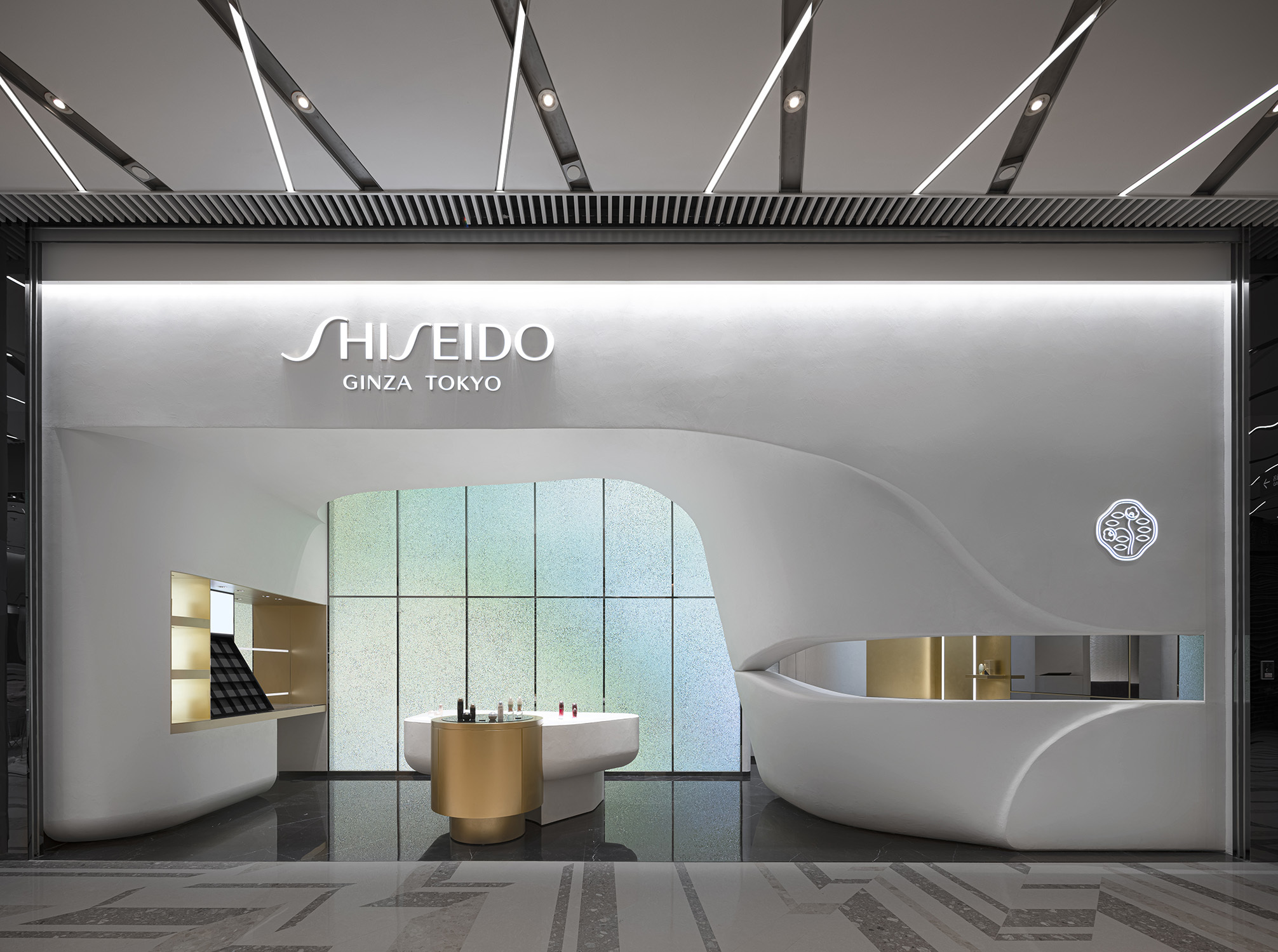 SHISEIDO FUTURE SOLUTION LX FLAGSHIP STORE