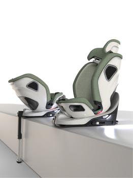 Q88 i-Size child safety car seat