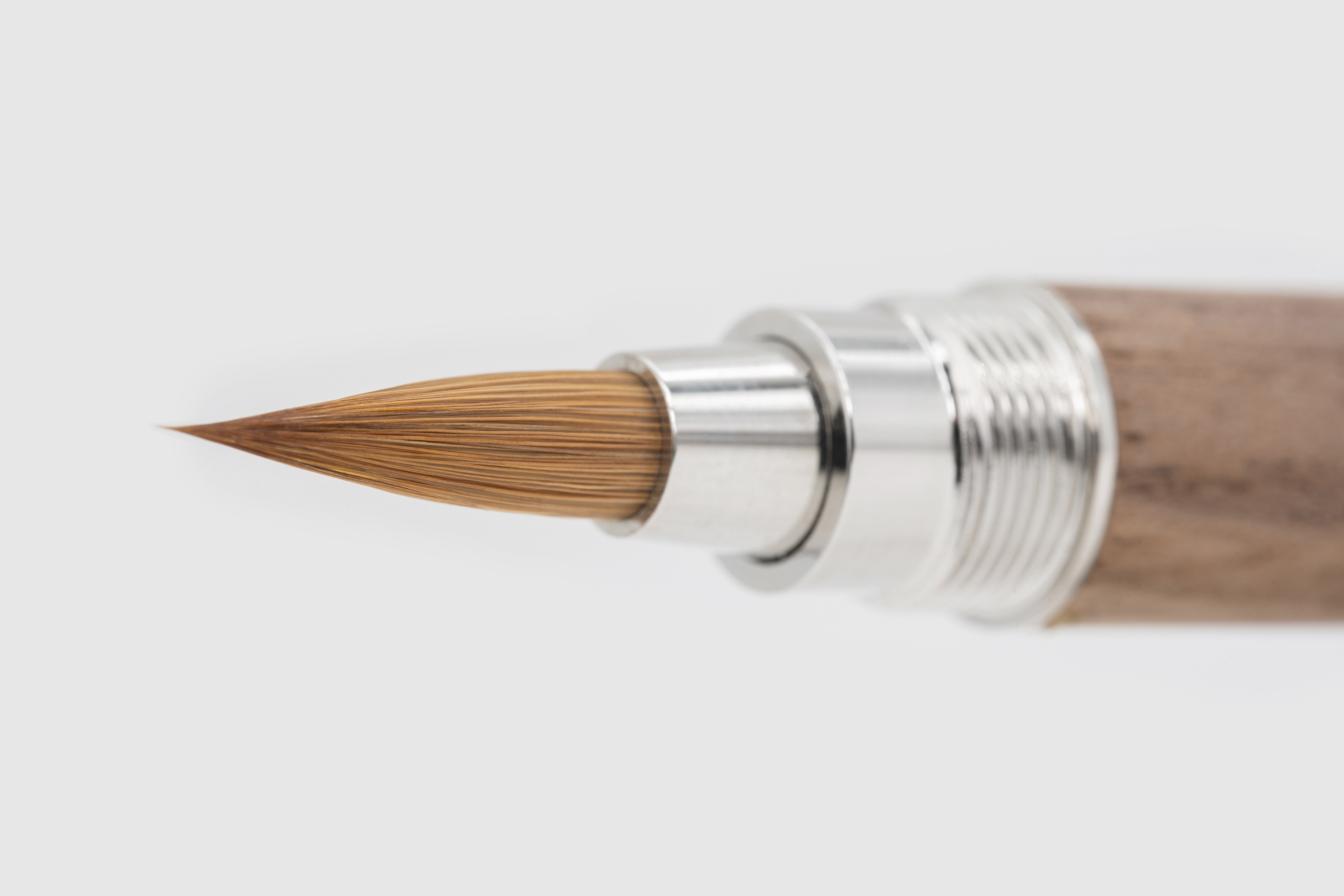 Xiaoguan - The Modern Writing Brush