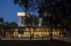 Pingtung Public Library