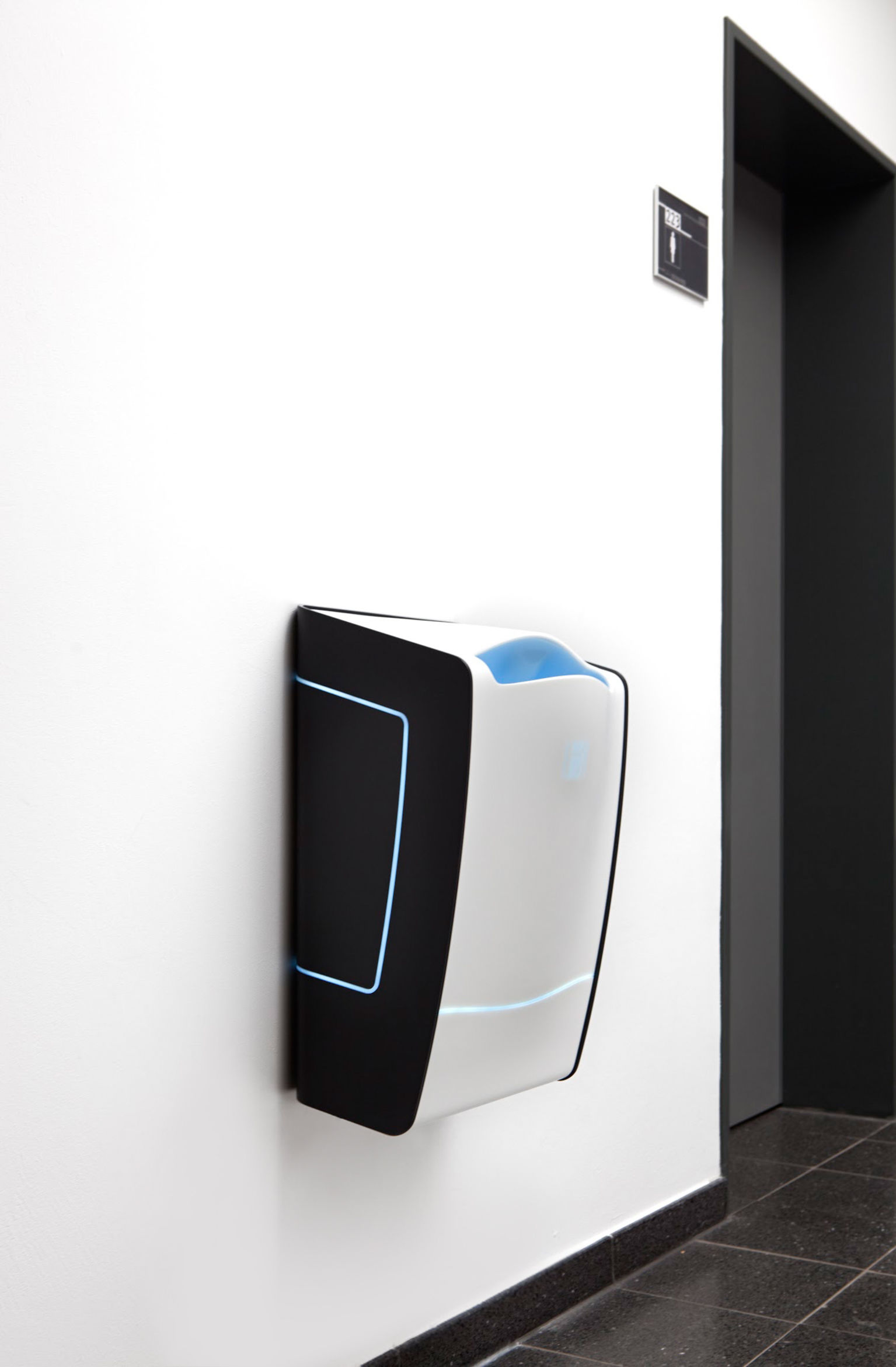 P4 - Plasma hand dryer