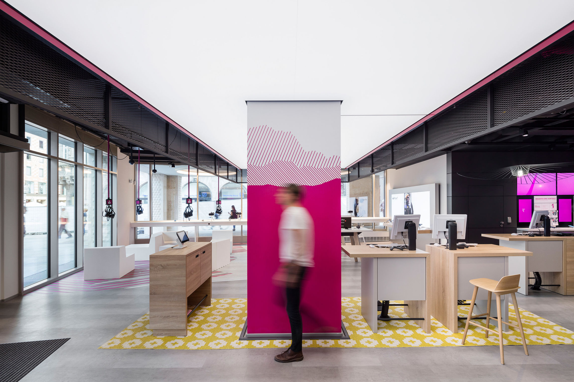 Telekom Flagship Store